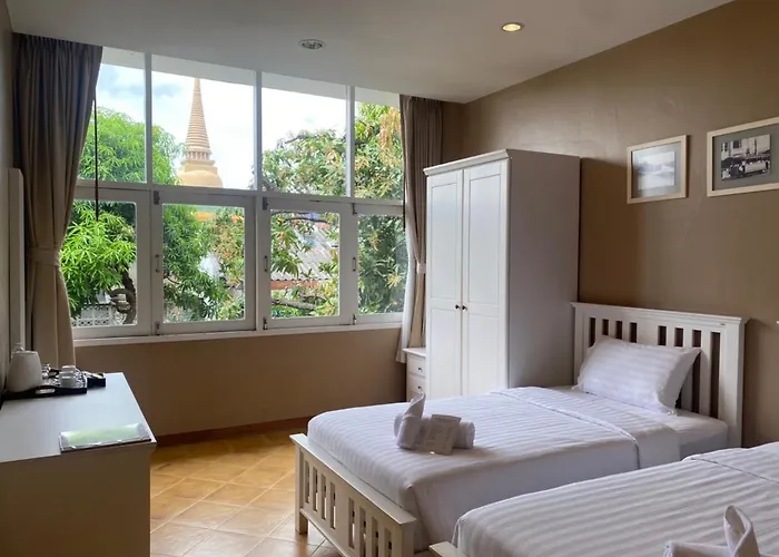 Feung Nakorn Balcony And Cafe Hotel Bangkok
