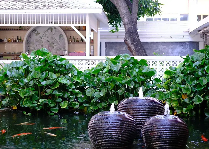 Hotel Feung Nakorn Balcony And Cafe 3*