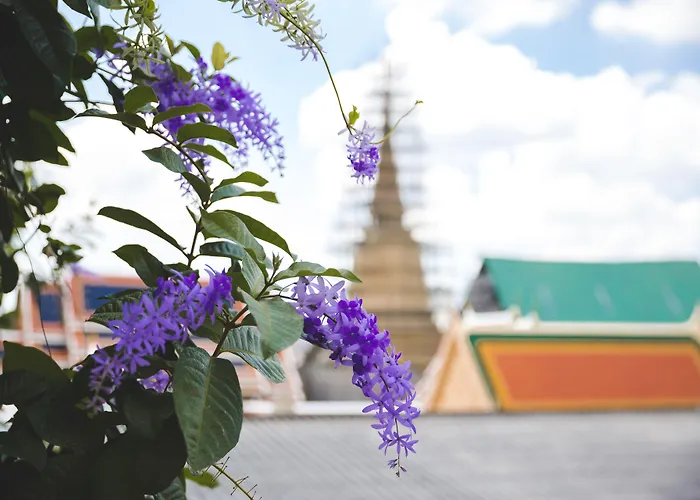 Feung Nakorn Balcony And Cafe