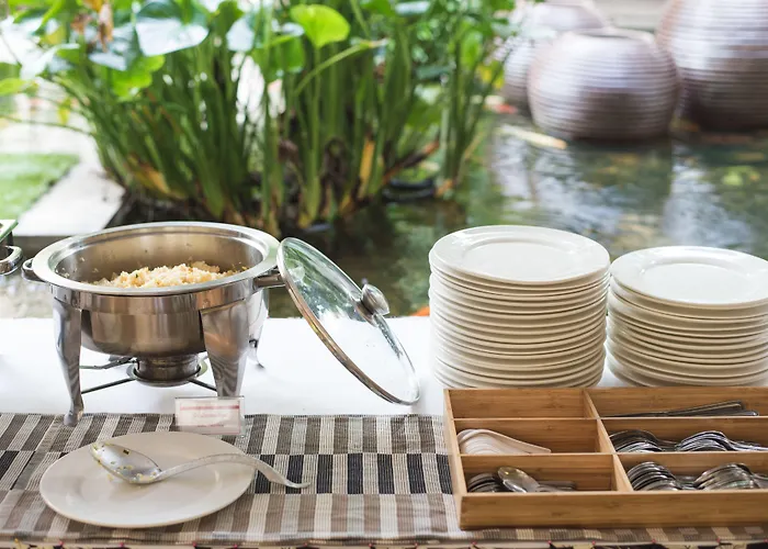 Hotel Feung Nakorn Balcony And Cafe 3*
