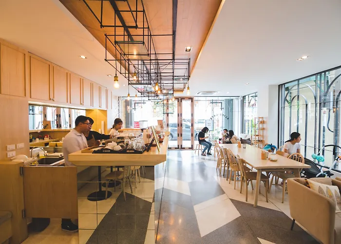 Hotel Feung Nakorn Balcony And Cafe Bangkok