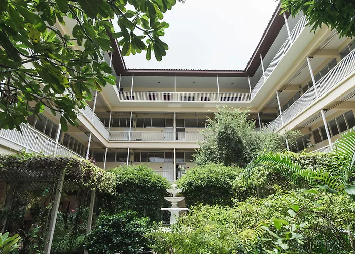 Hotel Feung Nakorn Balcony And Cafe Bangkok
