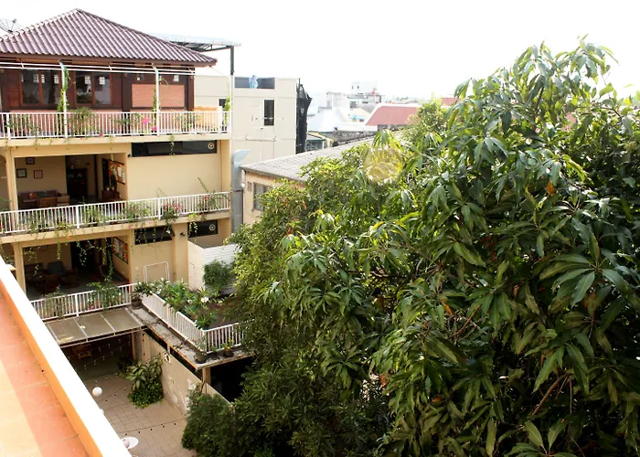 Feung Nakorn Balcony And Cafe 3*