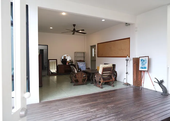 Feung Nakorn Balcony And Cafe